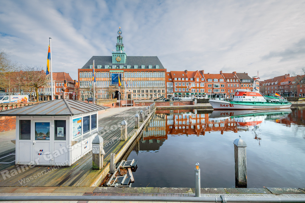 039 Emden - 07-02-2024 -R Ganske | Onlineshop mit Bildern von Stränden, Häfen und Meer. Leinwände, Poster, Kalender und andere Materialien erhältlich. Kommerzielle Lizenzen möglich.  - Realisiert mit Pictrs.com