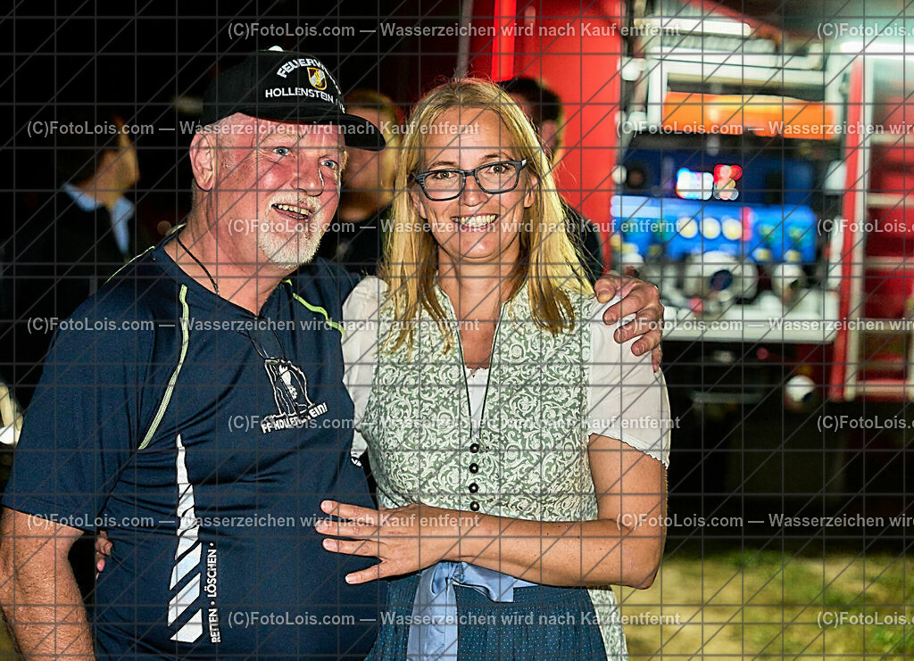 ALP8374_NASCHENWENG_Hollenstein_Mandl Josef-Zebenholzer Manuela | (C)FotoLois.com, Alois Spandl, Bürgermeisterin Manuela Zebenholzer und FF-Kommandant Josef Mandl, Backstage vor dem Konzert von Melissa NASCHENWENG auf BERGBAUERNTOUR beim KÖNIGSBERG OPEN AIR in Hollenstein, Sa 2. September 2023.