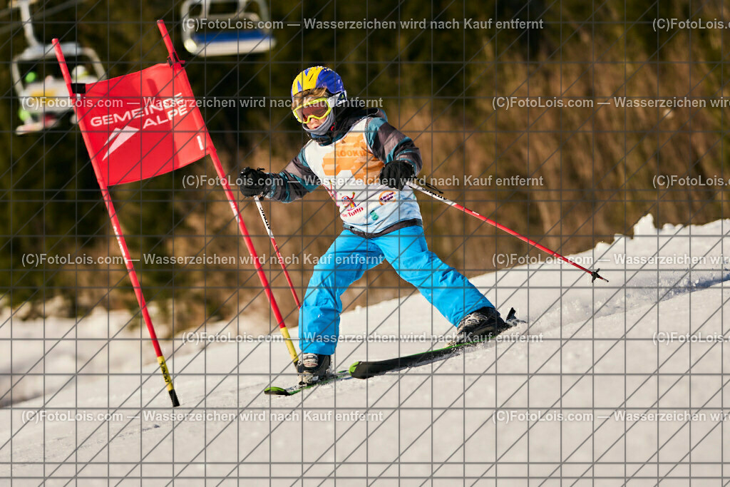 ALP6917_SchiSchule Haginger_Semesterkurs_Sarah | (C)FotoLois.com, Alois Spandl, Semester-Schikurs der Schischule HAGINGER in Mitterbach/Gemeindealpe, Fr 10. Februar 2023.