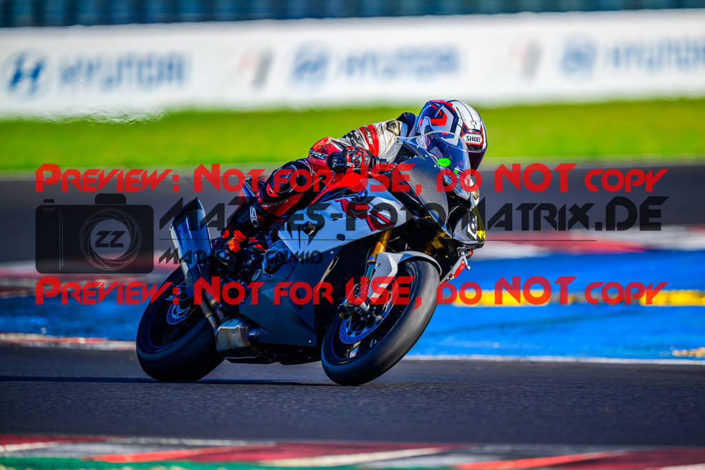 MaZZes_Fotomatrix_20250912_6007705_0689-2 | ROT