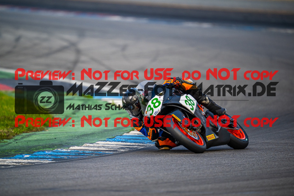 MaZZes_FotoMatrix_220924_3508 | IDM300