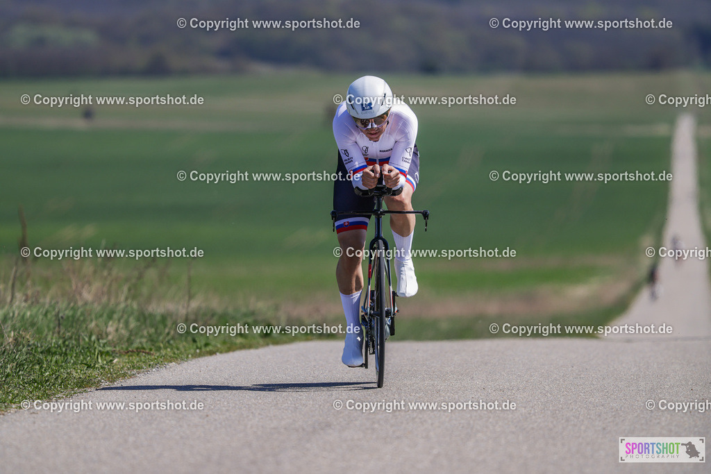 368A3013 | Neusiedlersee Radmarathon 2026@sportshot_your_pictrs #yourpictures#roadtowm2029 #nrm #neusiedlerseeradmarathon #neusiedlersee #neusiedlerseetourismus #burgenland #mörbisch #nrm26 #burgenlandtourismus #voglundco #poweredbyburgenlandtourismus #radsport #rad #marathon #ucigranfondo #visitburgenland #ucigranfondoworldseries