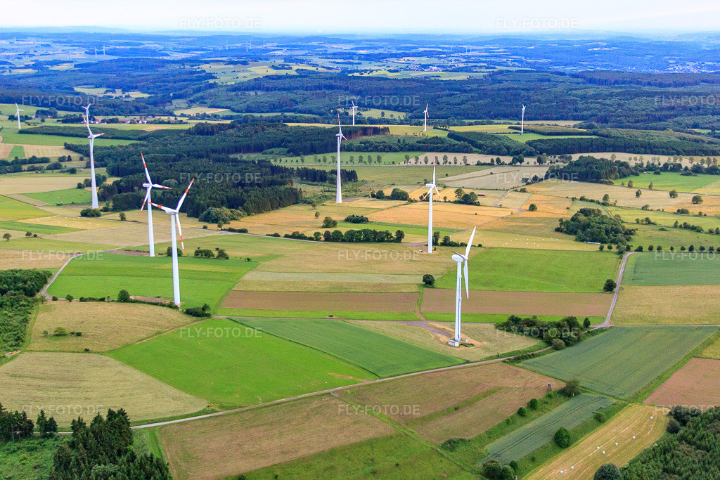 Luftbild: Windpark im Ortsteil Hartmannshain in Grebenhain im Bundesland Hessen in Deutschland. Foto: IMG_68310.jpg vom 20.06.2014 durch Werner Riehm/FLY-FOTO.de