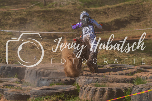 JHF.ECHT.4h.Samstag1146 | jennyhubatsch-endurofotografie