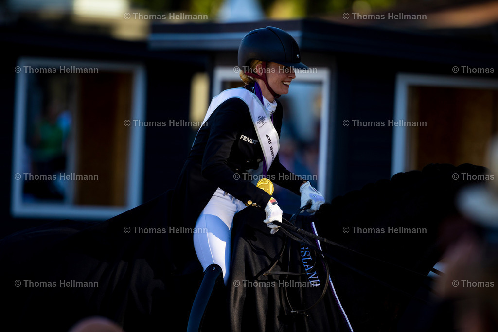 TH_Jessica von Bredow-Wernd_ TSF Dalera BB_ Jessica von Bredow-Werndl_11737 | FEI European Championships Riesenbeck 2023 am 08.09.23 in Riesenbeck, Jessica von Bredow-Wernd, TSF Dalera BB, Jessica von Bredow-Werndl