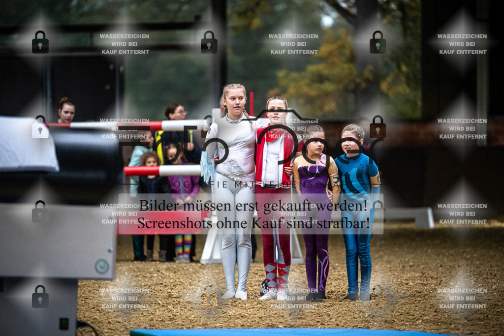DOS_0078 | Entdecke hochwertige Reitturnierfotos von Foto Oger. Professionell, emotional und authentisch – jetzt Lieblingsmomente im Shop bestellen.Deutschlandweite Turnierfotografie. - Realisiert mit Pictrs.com