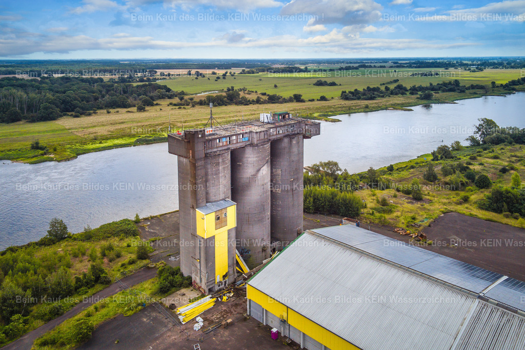 Magdeburg_Industrie_Fahlberg_List_3_Silos-0017 | Fahlberg List - Realisiert mit Pictrs.com