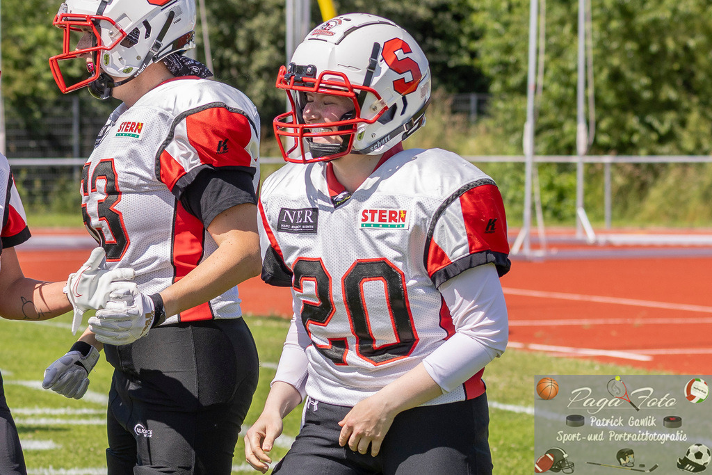 GFLW 1: German Football League Women 1: Rodgau Pioneers Ladies - Stuttgart Scorpions Sisters, 07.06.2026 | Dinah Laura Naegele (Stuttgart Scorpions Sisters #20) ist glücklich nach ihrem Touchdown, Rodgau Pioneers Ladies - Stuttgart Scorpions Sisters, Rodgau, Maingau-Energie-Stadion "Am Weichsee", 7.6.2026 - Realisiert mit Pictrs.com