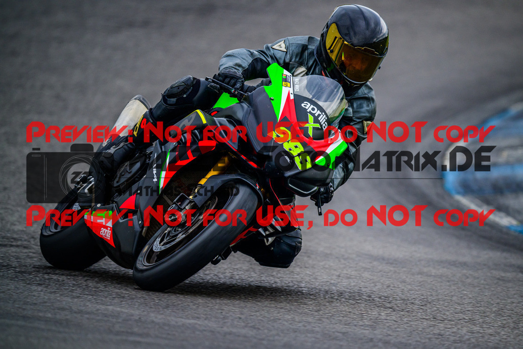 MaZZes_FotoMatrix_240614_6007705_3989 | GELB