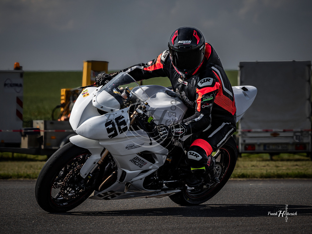 Motorrad Klassik Walldürn 2026 | Frank Herberich Fotografie, Frank Herberich, Fotografie, Hochzeit, Portrait, St. Peter Ording, Ording, Westerhever, Nordsee, Frank Fotografie, Hardheim,  Odenwald,Walldürn, Band,Eventfotografie - Realisiert mit Pictrs.com