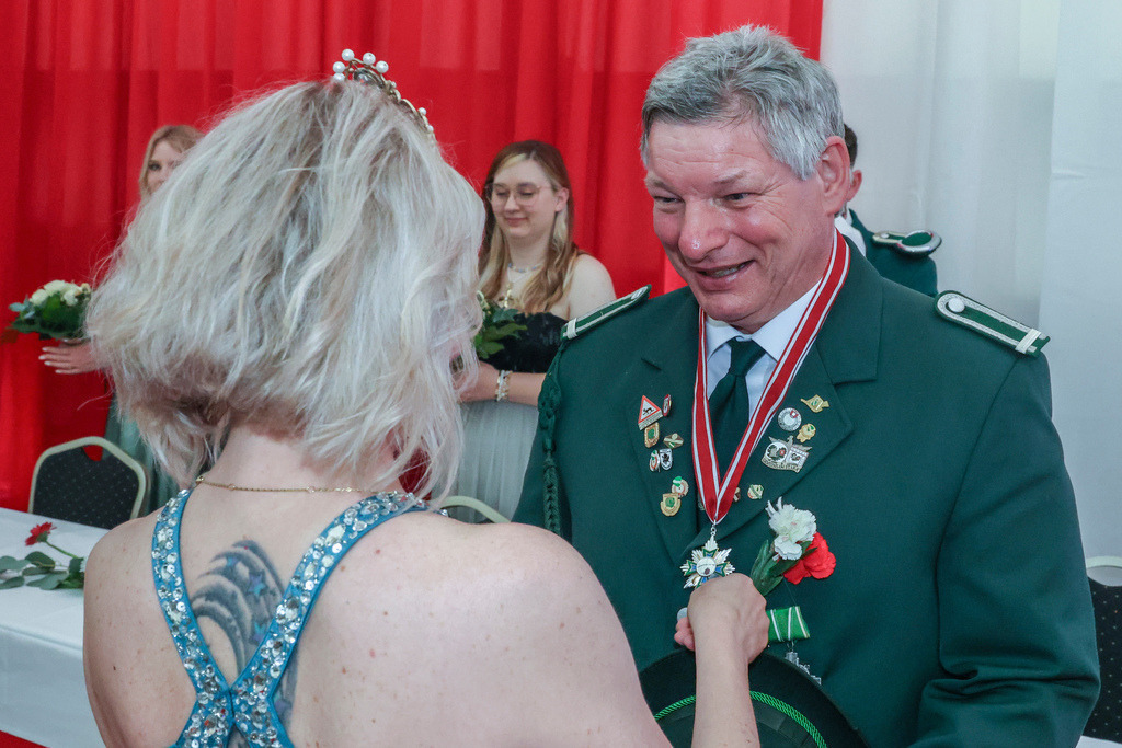 top-top.de 240601-195 | Foto, Video, Fotografie, Videografie, Fotobox, DJ, Discjockey, Musik, Musikbox, Veranstaltung, Photobooth, Amazon, Ebay, Buchtipp, Bestseller, Autor, Verlag, Buch, Wesel, Hamminkeln, NRW, Dinslaken, Rees, Drohne, Hochzeit, Party, Fotobox, Wesel, Fotograf