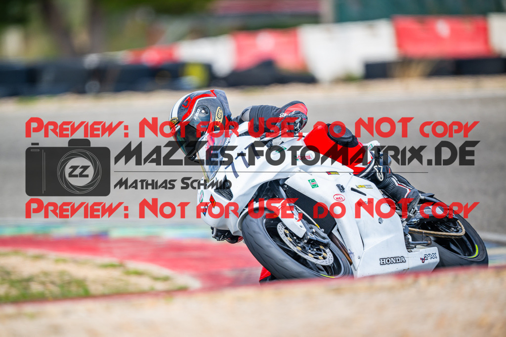 MaZZes_Fotomatrix_20260319_6007705_6753 | ROOKIE