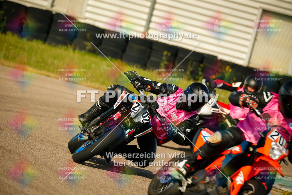 _MOT5559 | Hier findet Ihr Bilder von Touristenfahrten auf der Nürburgring Nordschleife oder von anderen Veranstaltungen die ich besucht habe. Viel Spass beim Durch Schauen 