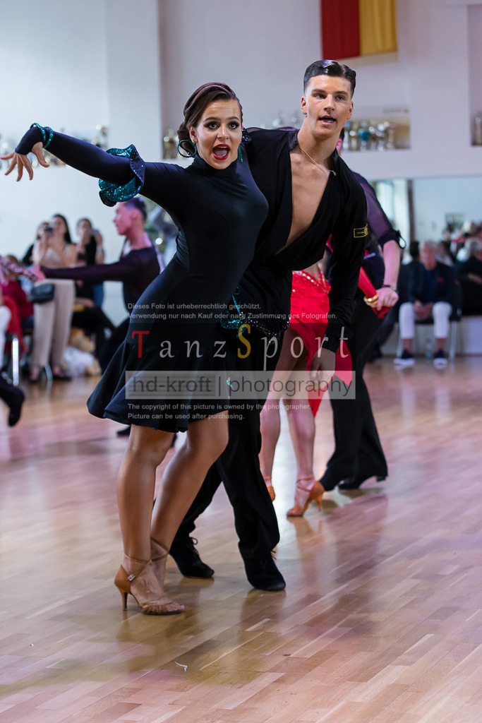 20240616_DM-Jugend-Kombi_4576 | Tanzsportbilder, Standardtanz, Lateintanz, WDSF, DTV, LTVB, dancecomp, goc, hessen tanzt, blaues band der spree, walzer, tango, wiener walzer, slowfox, quickstepp, samba, rumba, cha-cha-cha, paso doble. jive, hd-kroft photography, turniertanzsport