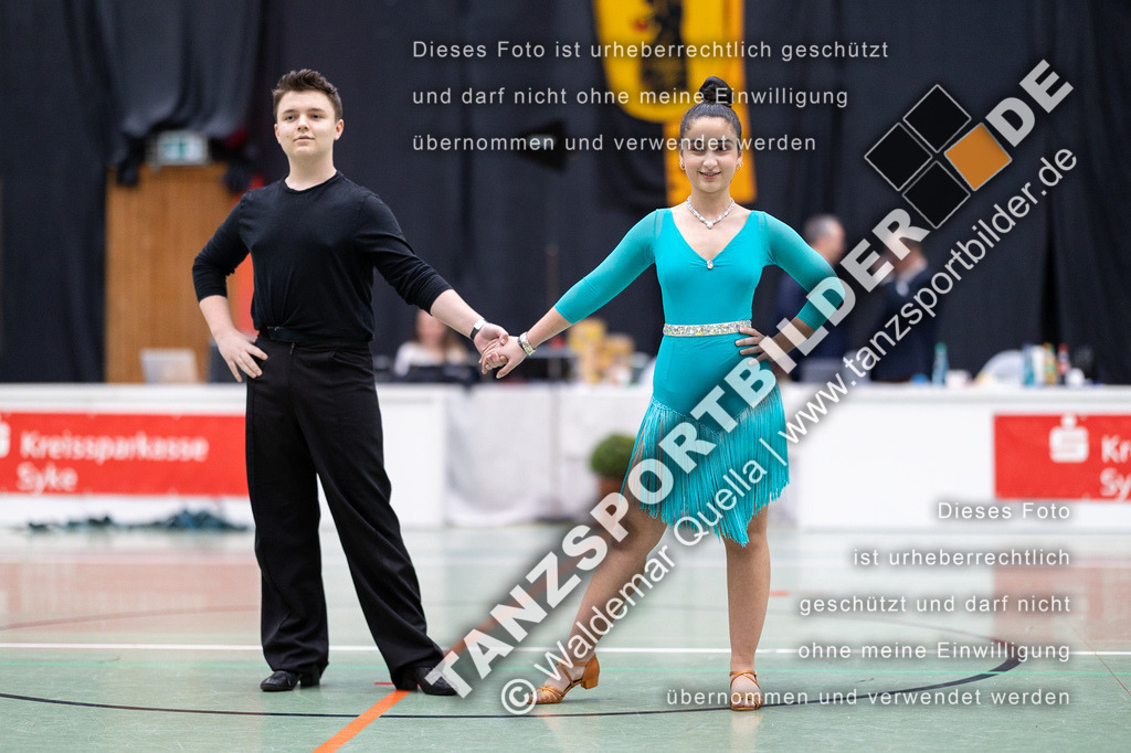 20230325-11989 | Hier finden Sie Tanz Bilder vom Latein und Standard Formationen tanzen. Sportbilder vom Tanzsport. Schöne Fotos und von Weltmeisterschaft, Europameisterschaft, Bundesliga, Regionalliga, Oberliga und Landesliga sowie von GOC Stuttgart, DanceComp, WM Bremen