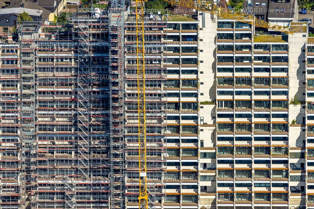 Dortmund240803867 | Luftbild, Hannibal II Wohnblock, Baugerüst für Renovierung und Sanierung, Vogelpothsweg, Dorstfeld, Dortmund, Ruhrgebiet, Nordrhein-Westfalen, Deutschland
