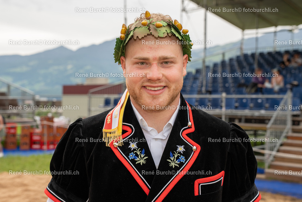 Lustenberger Marc | René Burch leidenschaftlicher Fotograf aus Kerns in Obwalden.  Hier finden sie Sport, Landschaft und Natur Fotografie.
 - Realisiert mit Pictrs.com