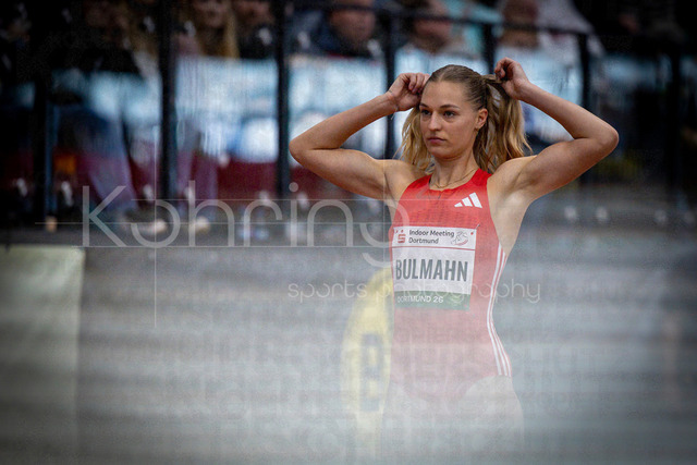 Indoor Meeting Dortmund, 08.02.2026 | DORTMUND, GERMANY - FEBRUARY 8: Luna Bulmahn (VfL Wolfsburg) before the 200m of the Indoor Meeting Dortmund at the Helmut-Koernig-Halle on February 8, 2026 in Dortmund, Germany. (Photo by Axel Kohring/Beautiful Sports Int.)