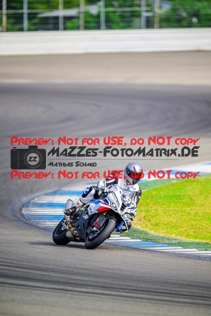 MaZZes_Fotomatrix_20250817_6007705_0247 | RSE