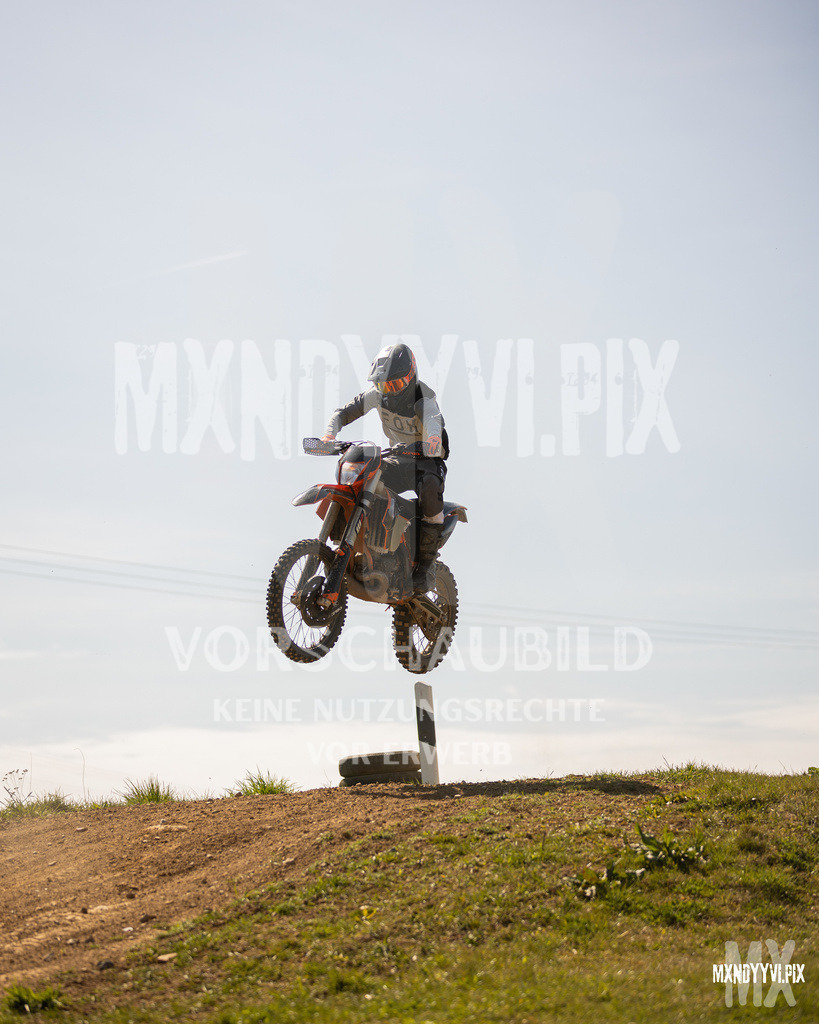 866A3689 | mxndyyvipix