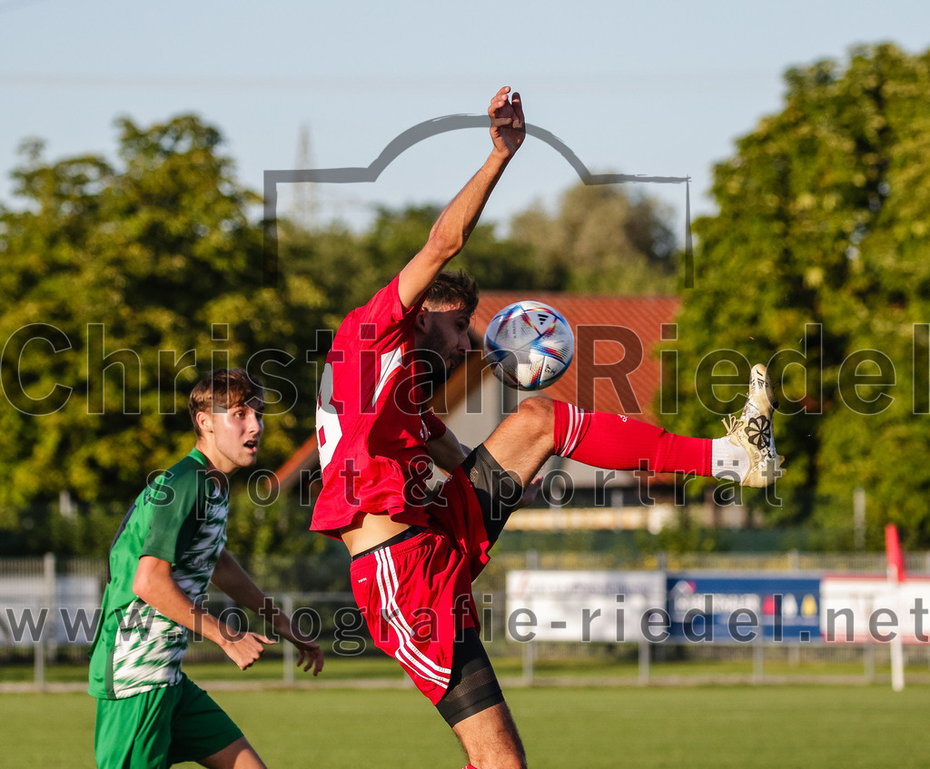 2023-08-11_045_FC_Finsing_gegen_SV_Eichenried | Finsing, Deutschland, 11.08.2023:
Fußball, Kreisliga 2023 / 2024, 4. Spieltag, FC Finsing gegen SV Eichenried, Endergebnis: 3:0

Dominik Keuter (FC Finsing, #18)

Foto: Christian Riedel / fotografie-riedel.net