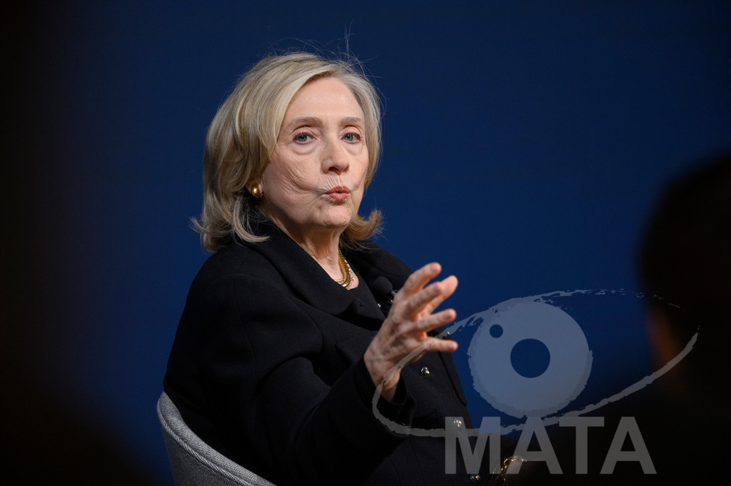 _DWI2760 | Die US-Politikerin Hillary Clinton auf der Veranstaltung Bridging Scholarship and Statecraft im Rahmen der Münchner Sicherheitskonferenz 2026. München, 13.02.2026 Bayern Deutschland  - Realisiert mit Pictrs.com