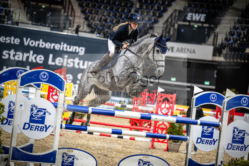 DOS_0682 | Entdecke hochwertige Reitturnierfotos von Foto Oger. Professionell, emotional und authentisch – jetzt Lieblingsmomente im Shop bestellen. - Realisiert mit Pictrs.com