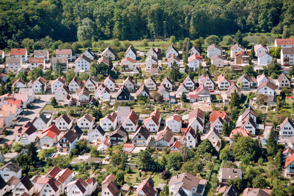 Luftbild: Siedlung von Nordosten in Kandel im Bundesland Rheinland-Pfalz in Deutschland. Foto: ROL01022.jpg vom 28.08.2005 durch Werner Riehm/FLY-FOTO.de