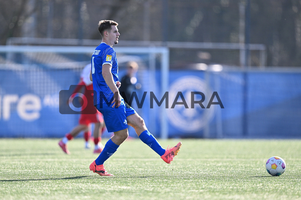 250305_EP__1077 | MWMARA - Realisiert mit Pictrs.com