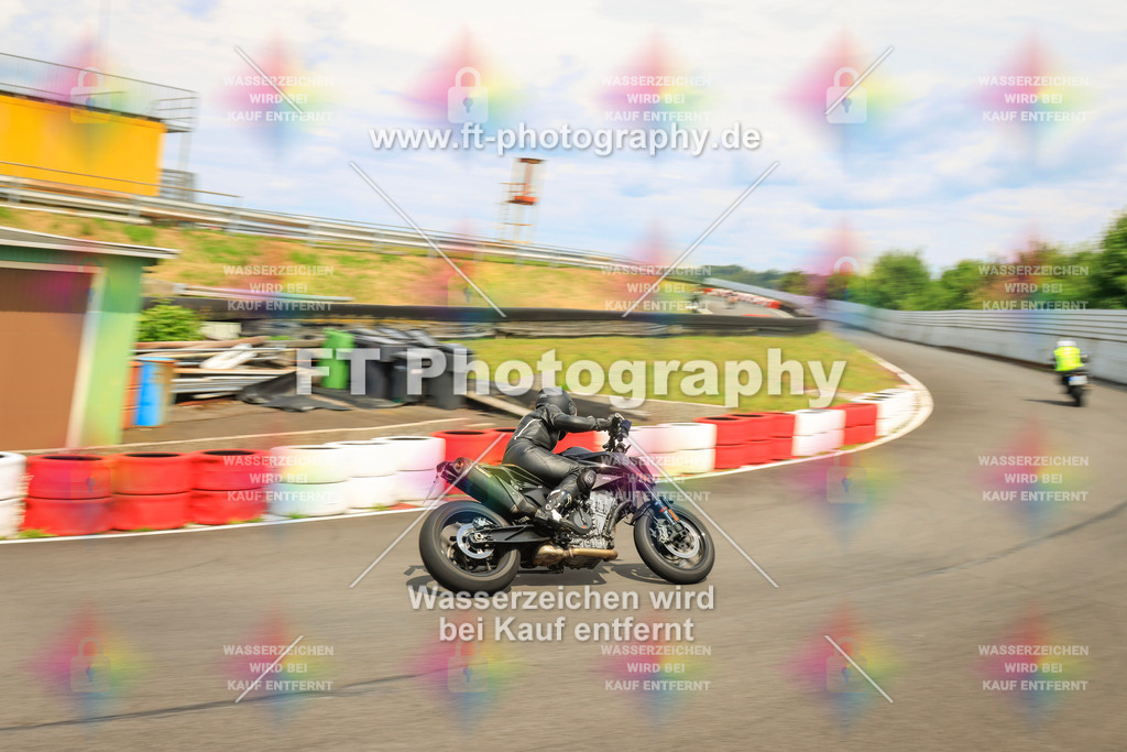 _DSK2872 | Hier findet Ihr Bilder von Touristenfahrten auf der Nürburgring Nordschleife oder von anderen Veranstaltungen die ich besucht habe. Viel Spass beim Durch Schauen 