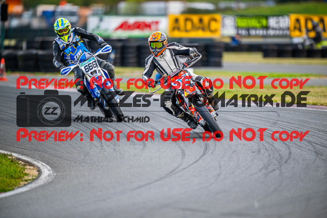 MaZZes_FotoMatrix_231001_5075 | UE40