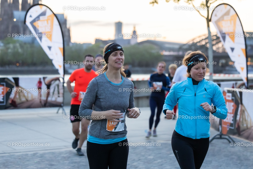 16. OBI Nachtlauf des ASV Koeln; Koeln, 17.05.23 | Impressionen vom 16. OBI Nachtlauf des ASV Koeln am 17.05.23 an Rheinpromenade und Tanzbrunnen in Koeln (Deutschland). Foto: BEAUTIFUL SPORTS/Ulrich Fassbender