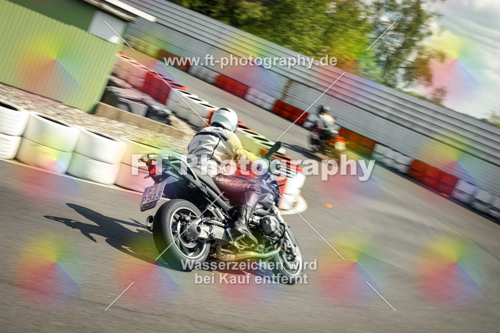 OBK_Mai_Martina_Markus-11169 | Hier findet Ihr Bilder von Touristenfahrten auf der Nürburgring Nordschleife oder von anderen Veranstaltungen die ich besucht habe. Viel Spass beim Durch Schauen 