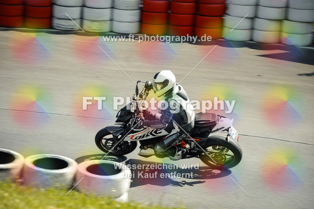 OBK_Mai_Volker_Adam-10635 | Hier findet Ihr Bilder von Touristenfahrten auf der Nürburgring Nordschleife oder von anderen Veranstaltungen die ich besucht habe. Viel Spass beim Durch Schauen 
