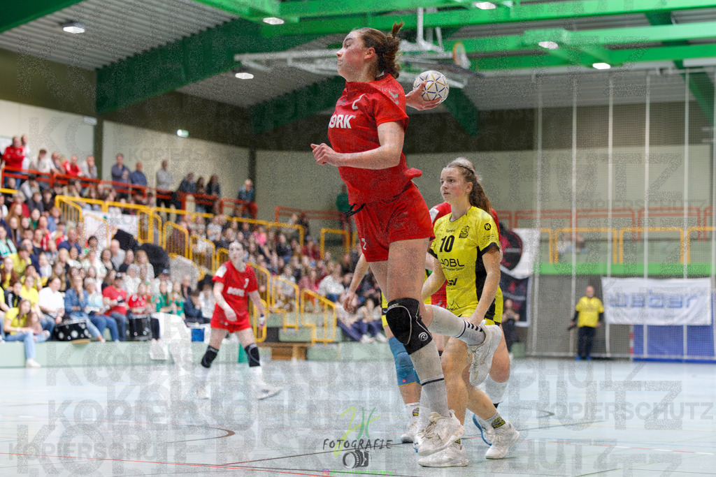 Hessenmeisterschaft wJC - Finale; HSG Kleenheim - HSG Weiterstadt/ Braunsh.Worf. | Hessenmeisterschaft wJC - Finale; HSG Kleenheim - HSG Weiterstadt/ Braunsh.Worf. am 22.03.2025 in Biedenkopf (Sporthalle Lahntalschule)Photo © 2025 - Jörg Heinrich - Realisiert mit Pictrs.com