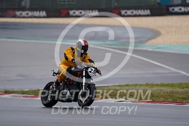 2023_05_12_PBK_11830 | Sportfotografie; SlowMotion; Video; Rennstrecke; Hafeneger; Speer; Racing; RSE; BMW; CBO; Trackday; Motorsportarena; Hockenheimring; Brno; Most; Barcelona; Valencia