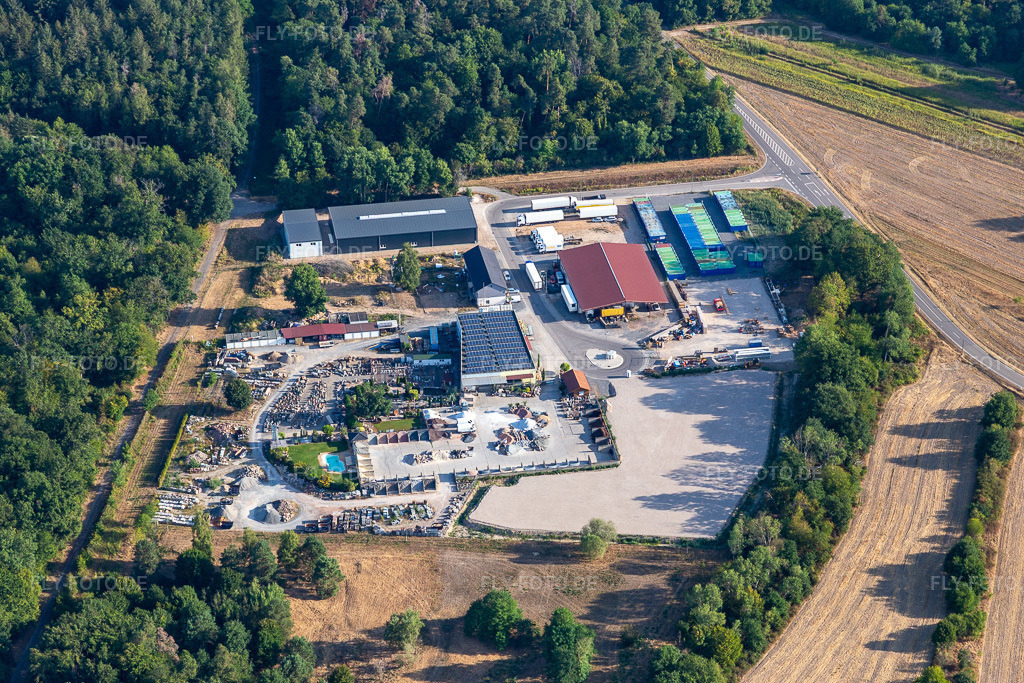 Luftbild: Palatinum Landschafts- und Gartendesign in Hagenbach im Bundesland Rheinland-Pfalz in Deutschland. Foto: IMG_133789.jpg vom 14.08.2022 durch Werner Riehm/FLY-FOTO.dePalatinum