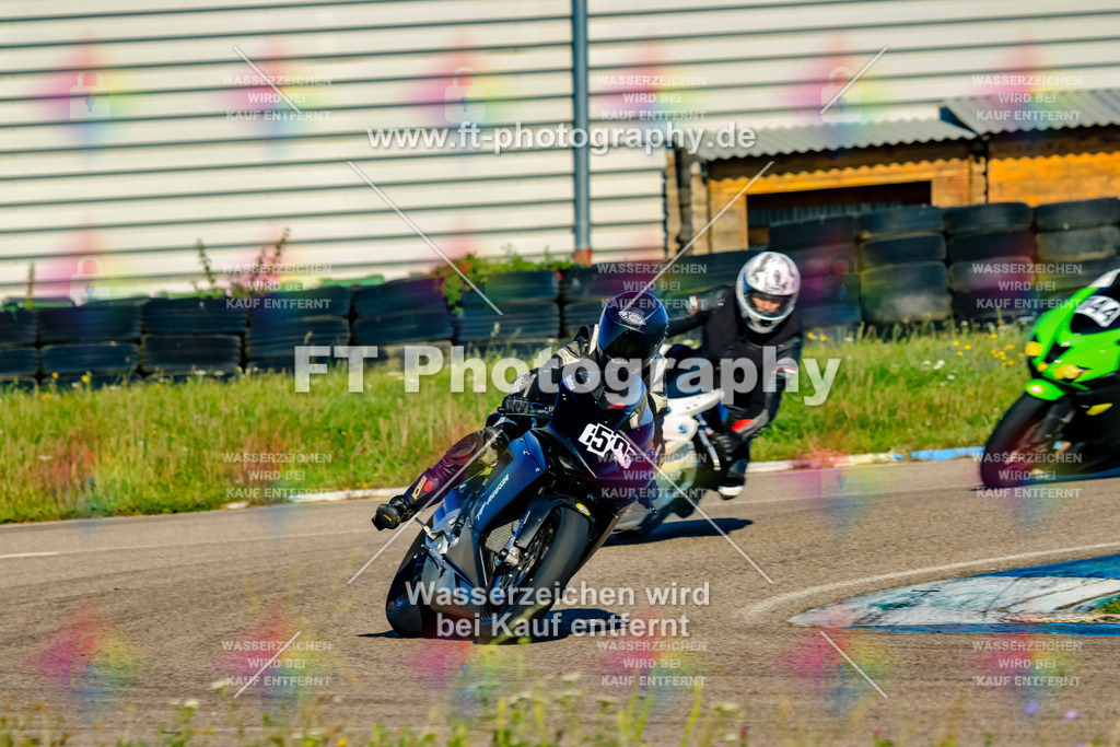 059-1284 | Hier findet Ihr Bilder von Touristenfahrten auf der Nürburgring Nordschleife oder von anderen Veranstaltungen die ich besucht habe. Viel Spass beim Durch Schauen 