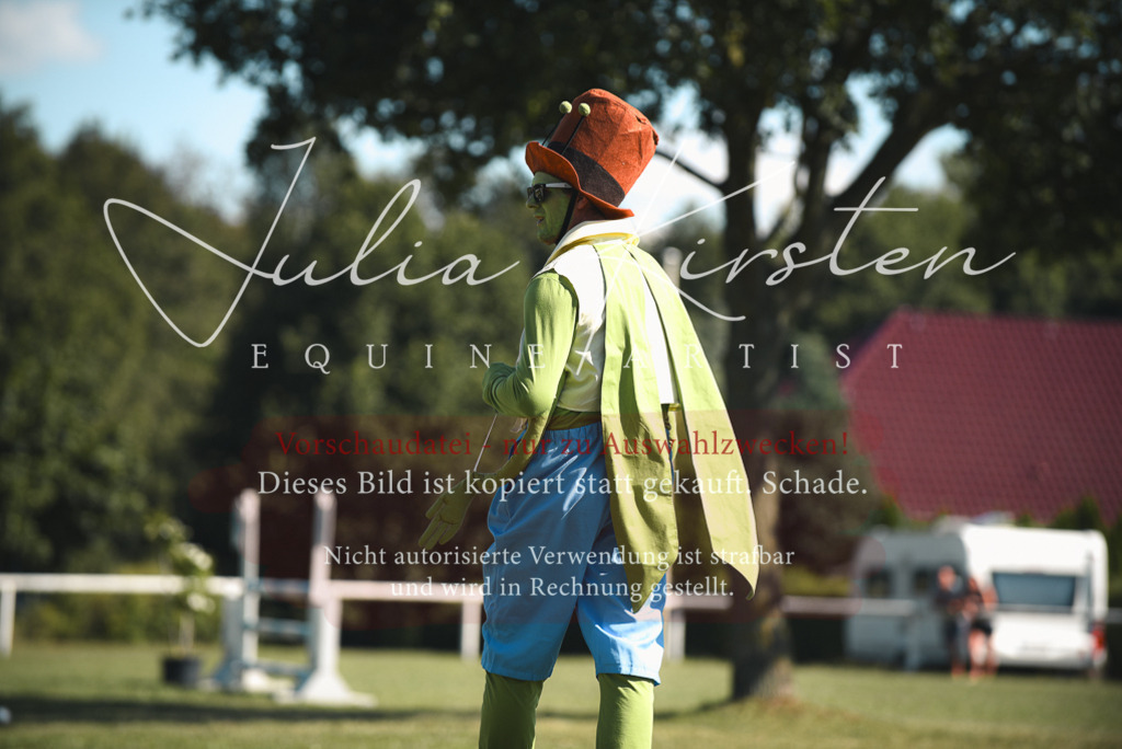 DSC_7504 | Pferde- und Turnierfotografie in Westsachsen. Pferdeportraits, Auftragszeichnungen und intuitive Kunst.