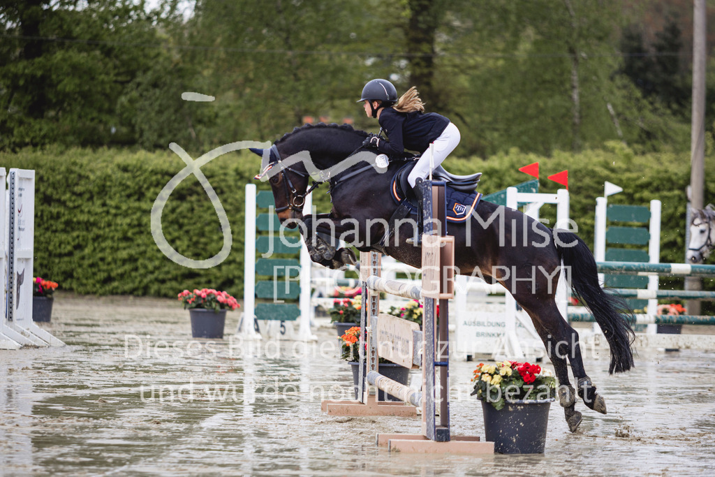 240426_Olfen-Vinnum_PonyTrophy-137 | Deine schönsten Turniermomente als professionelle Fotos! Entdecke hochwertige Pferdesport-Fotografie im Online-Shop. Jetzt Fotos finden & bestellen!