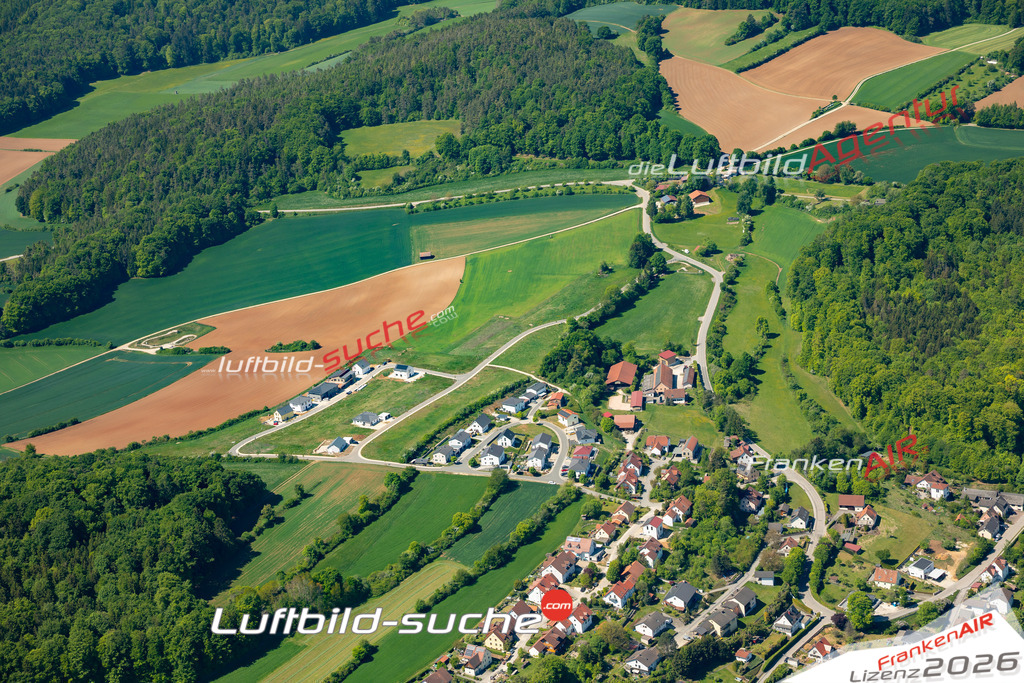 Luftaufnahme von Kastl - Die Luftaufnahme wurde 2025 vom UL-Flugzeug heraus erstellt ( keine Drohne ) - Hochauflösende Luftaufnahme - für professionelle Ausdrucke geeignet. Die Geschenkidee !Mit Lizenz und Bildrechte bestellbar
