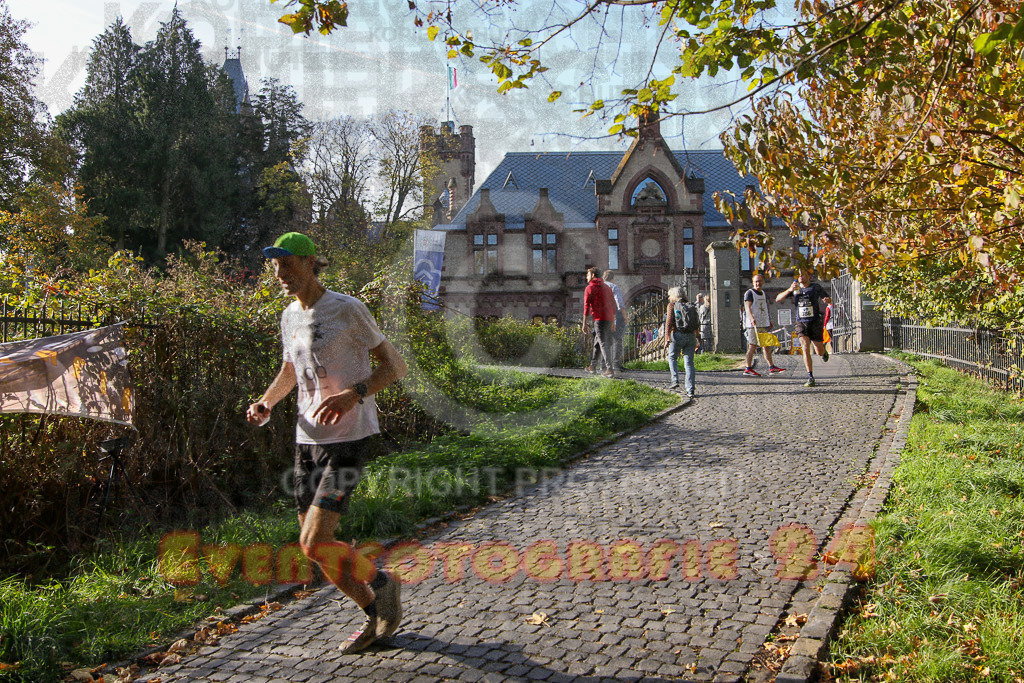 221030_1129_EV8_4894 | Sportfotografie im Rhein-Sieg Kreis, Köln, Bonn, NRW, Rheinland Pfalz, Hessen, etc. Unser Tätigkeitsfeld umfasst den Laufsport vom Volkslauf über den Marathon, Duathlon, Triathon bis zum Ultralauf wie Kölnpfad Ultra oder Schindertrail.