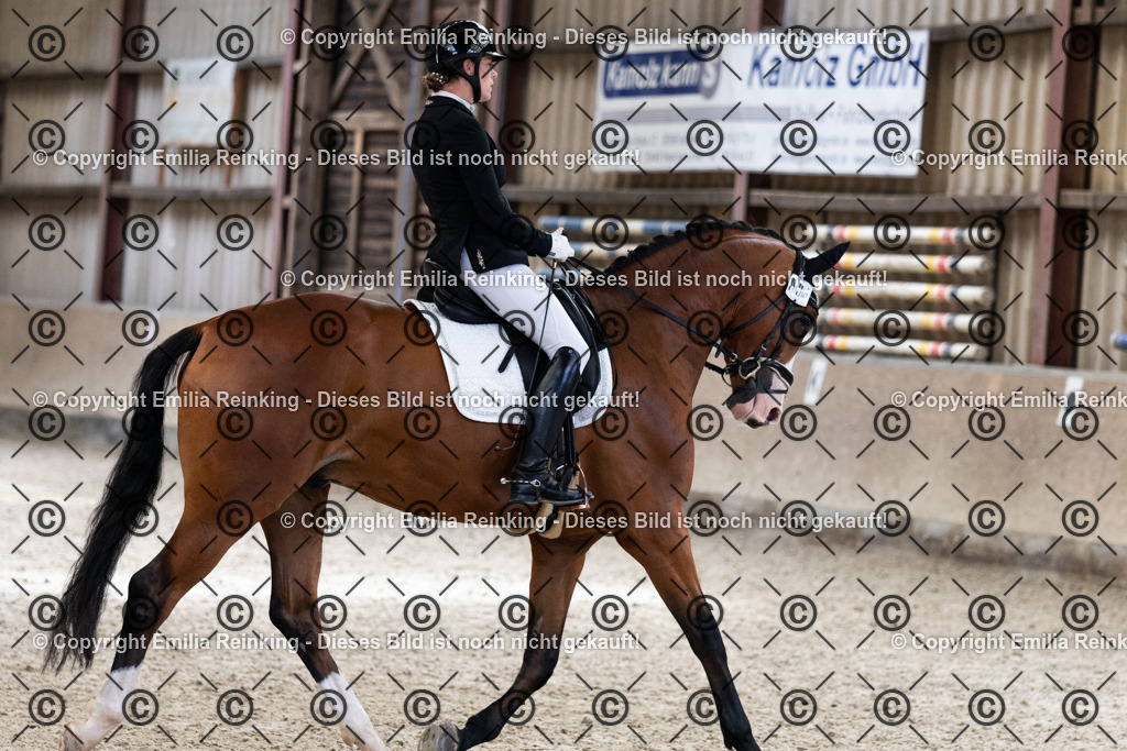 CL5A1412 | Emilia Reinking Fotografie - Realisiert mit Pictrs.com