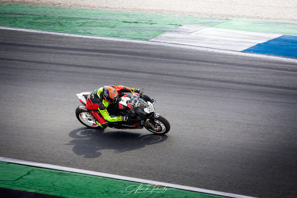 Ducati Trackday Hockenheimring 2026 | Entdecken Sie die faszinierende Welt von Alexander Tschuncky Arts: Kreative Fotografie, atemberaubende Automobilkunst und hochwertiger Bilderdruck. Lassen Sie sich inspirieren! - Realisiert mit Pictrs.com