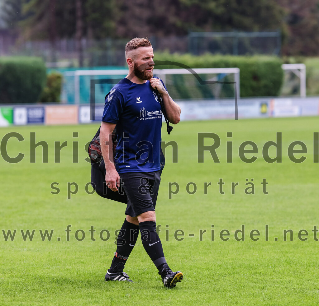 2023-08-05_003_FC_Langengeisling_gegen_SVN_Muenchen | Erding, Deutschland, 05.08.2023:
Fußball, Bezirksliga Oberbayern Ost 2023 / 2024, 2. Spieltag, FC Langengeisling gegen SVN München, Endergebnis: 1:3

Moritz Wiesheu (FC Langengeisling, #7)

Foto: Christian Riedel / fotografie-riedel.net