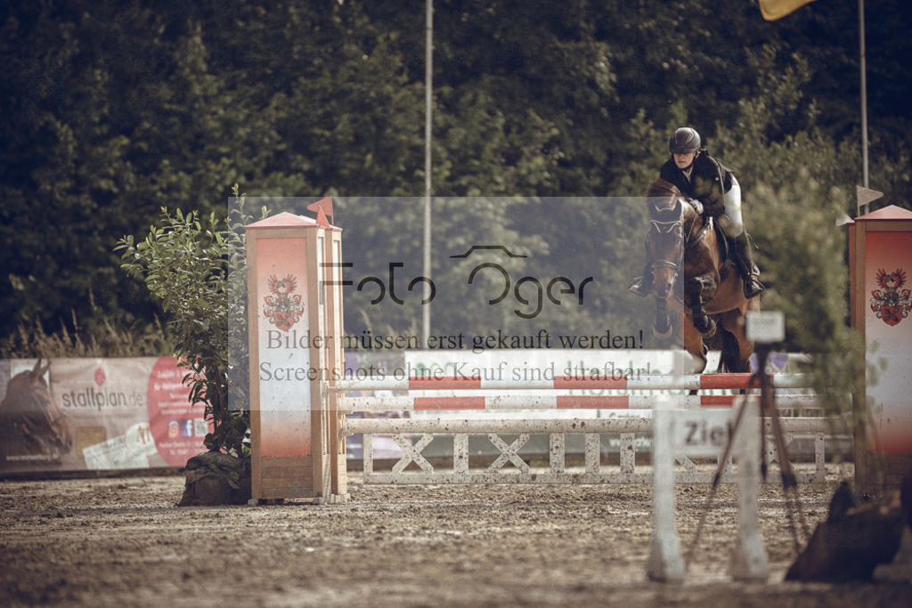 20240531-DOS_9636 | Entdecke hochwertige Reitturnierfotos von Foto Oger. Professionell, emotional und authentisch – jetzt Lieblingsmomente im Shop bestellen.Deutschlandweite Turnierfotografie. - Realized with Pictrs.com