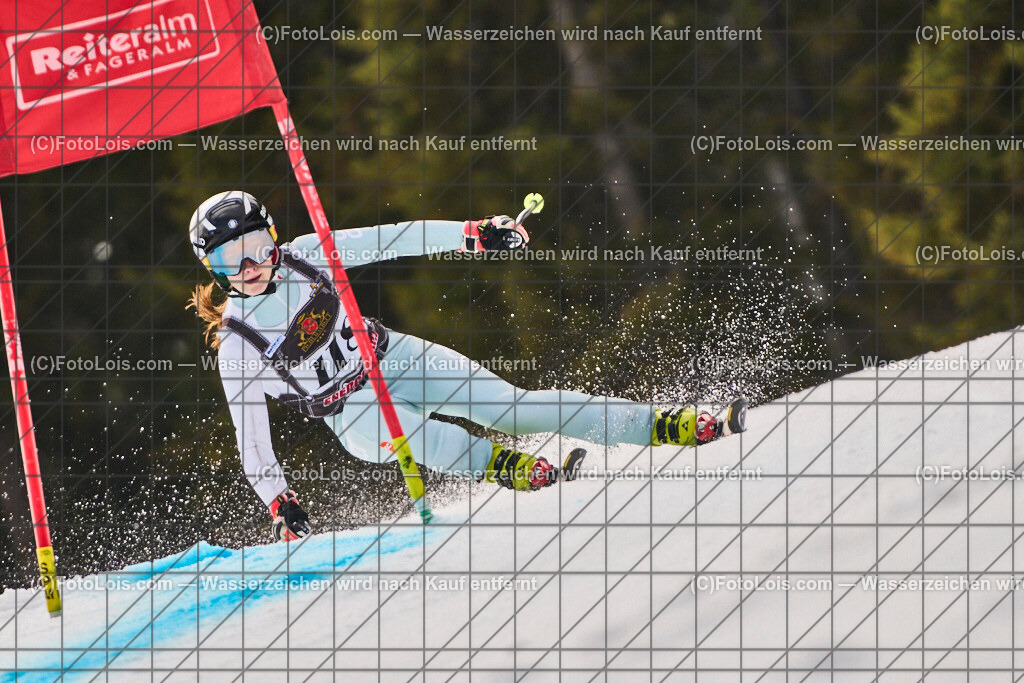 ALP1597_steir-MASTERS-Meistersch-SG_Reiteralm_WURM Valentina | MASTERS-LM-Super-G Steiermark mit Wiener-LM auf der Reiteralm am Fr 28. März 2025.                         Veranstalter: Steirischer Skiverband (5000)Durchführender Verein: WSV Pichl-Reiteralm (5083)