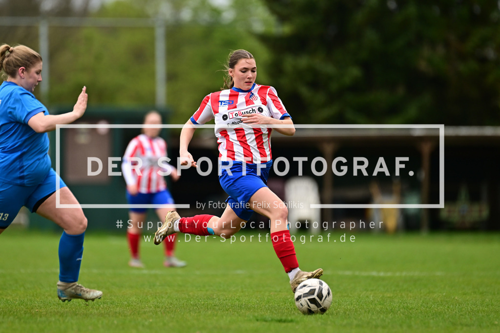 Fußball I Frauen I Saison 2025-2026 I Kreisliga I 13. Spieltag I FC Rosengarten - SV Ahlerstedt-Ottendorf IV I 168139 | Der Sportfotograf. - Realisiert mit Pictrs.com