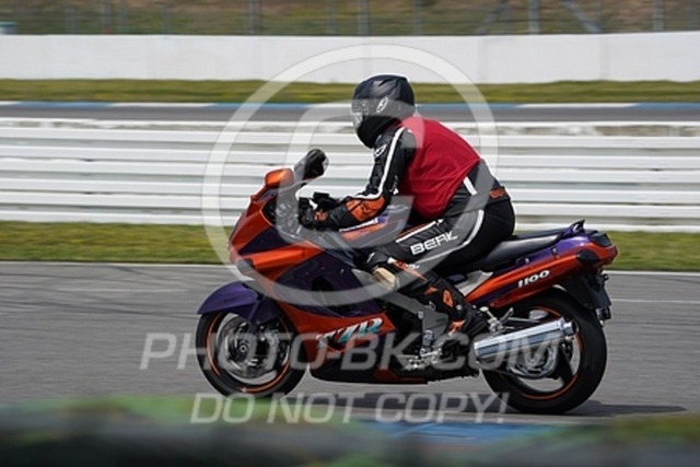 2023_05_01_PBK_27088 | Sportfotografie; SlowMotion; Video; Rennstrecke; Hafeneger; Speer; Racing; RSE; BMW; CBO; Trackday; Motorsportarena; Hockenheimring; Brno; Most; Barcelona; Valencia