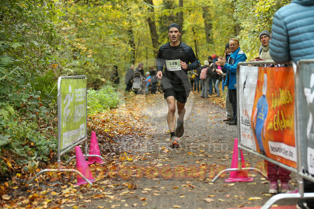 251026_1210_EX1_9955 | Sportfotografie im Rhein-Sieg Kreis, Köln, Bonn, NRW, Rheinland Pfalz, Hessen, etc. Unser Tätigkeitsfeld umfasst den Laufsport vom Volkslauf über den Marathon, Duathlon, Triathon bis zum Ultralauf wie Kölnpfad Ultra oder Schindertrail.